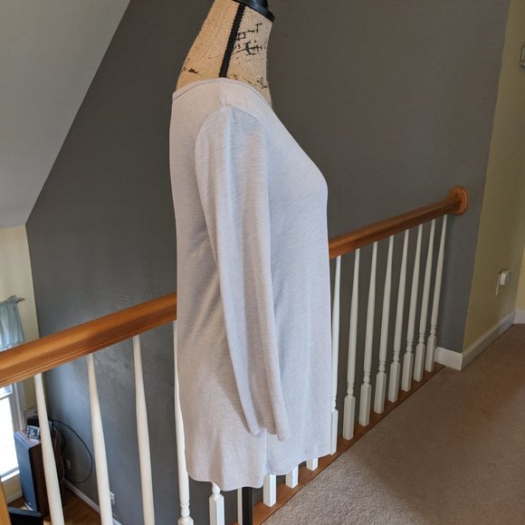 🛍️ BUNDLE ONLY | GAP gray flowy shift top Small - Picture 2 of 11
